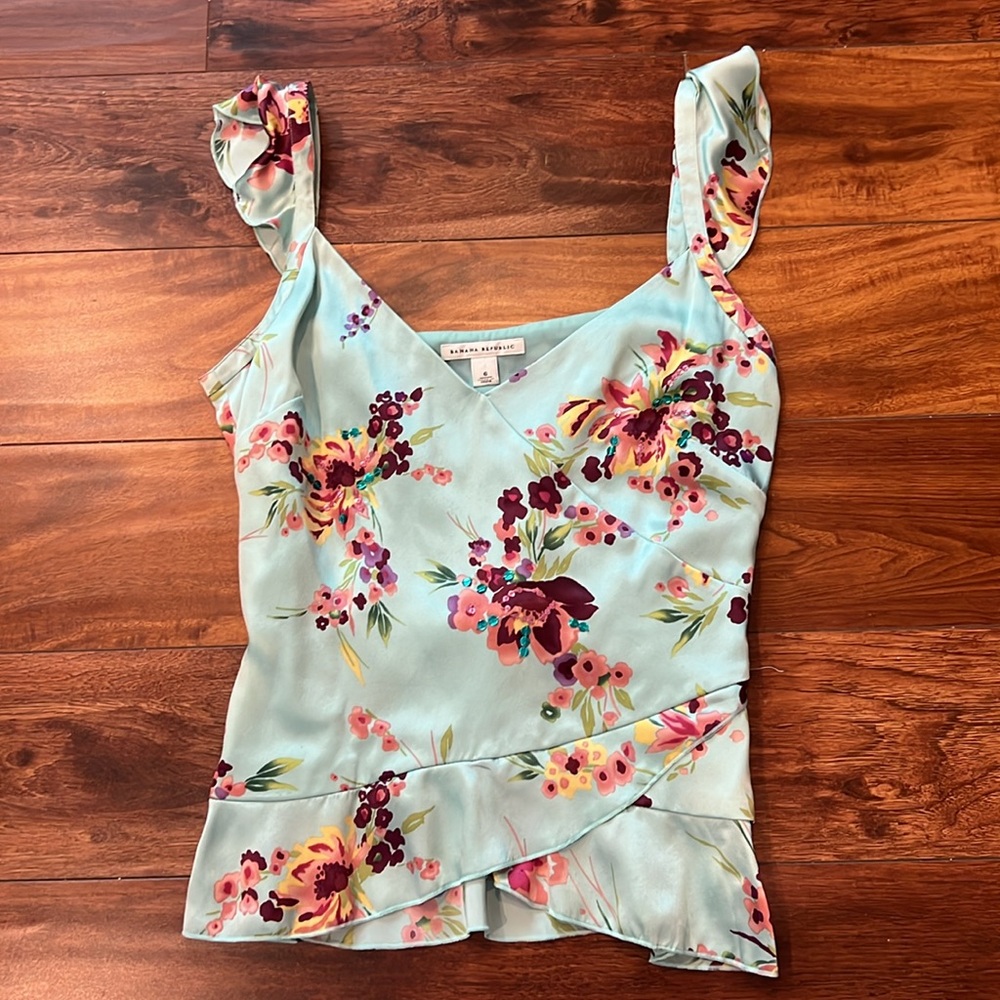 Banana Republic Blue Satin Floral Blouse with bow and sequins, Size 6, EUC!